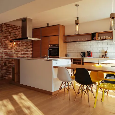 Central Modern Design Apartment Bucharest Exterior photo