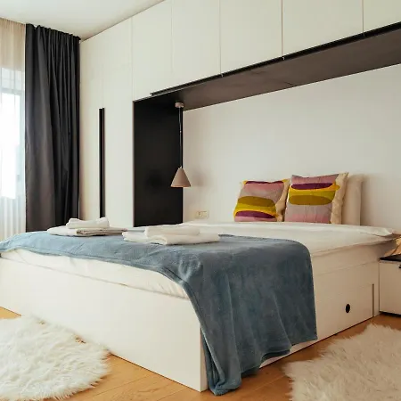 Central Modern Design Apartment Bucharest Exterior photo